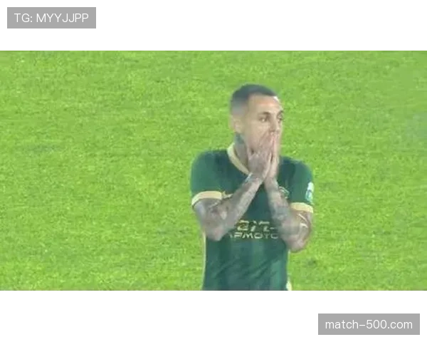 浙江队阿洛伊西延续快速反击传统，米特里策边路突破成进攻爆点